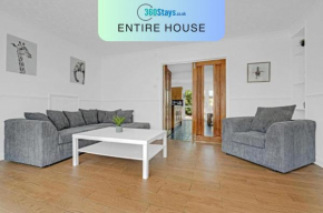 Heathrow Living St Annes Serviced House 5 bedrooms 3 bath By 360Stays
